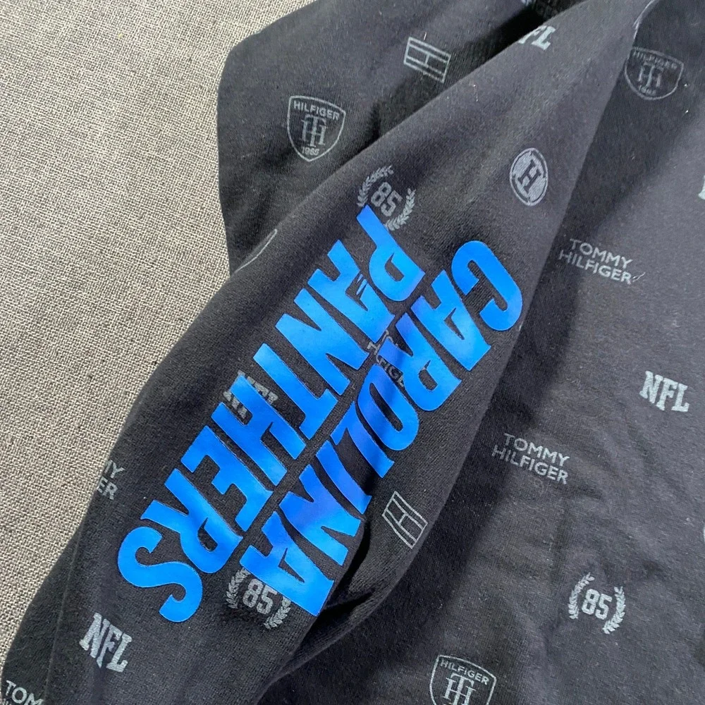 Tommy Hilfiger NFL Carolina Panthers All Over Print Crewneck Mens Medium Black